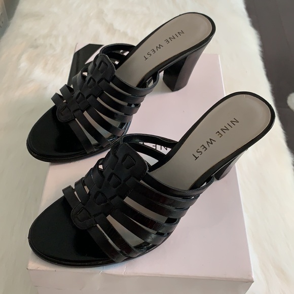 Nine West Black Larkeno strappy block heel sandal - Picture 3 of 8